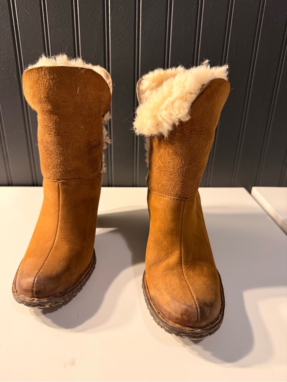 Born Women Boots 6.5 Suede Leather Winter